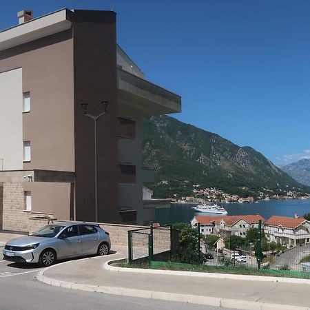Cozy Nest, 350M To Beach, Free Parking, Wi-Fi Kotor Ngoại thất bức ảnh