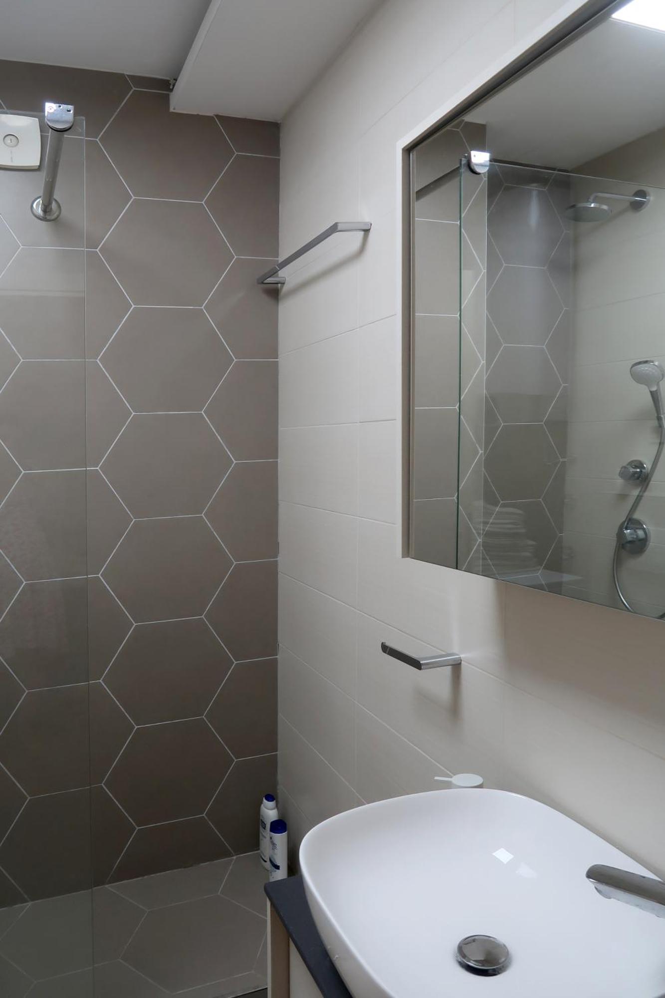 Cozy Nest, 350M To Beach, Free Parking, Wi-Fi Kotor Ngoại thất bức ảnh