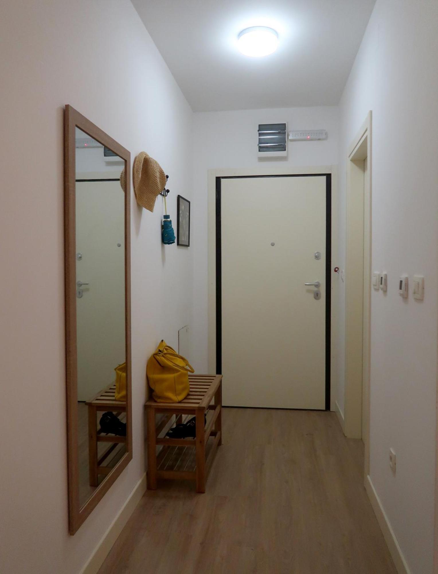 Cozy Nest, 350M To Beach, Free Parking, Wi-Fi Kotor Ngoại thất bức ảnh